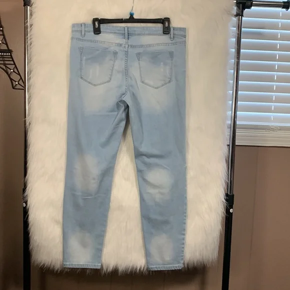 Elite Jeans, Women’s Ripped light wash hollow out sz 13/14 - Picture 6 of 8